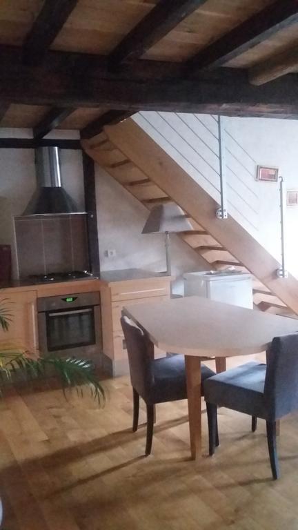 Hotel Les Remparts 미르포아 외부 사진